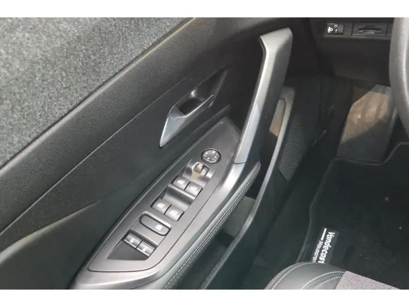 Occasion Peugeot 408 ALLURE BLUE 17