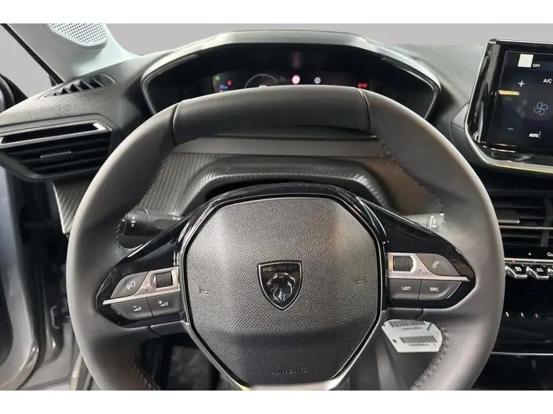 VEHICLE__CONDITION_SERVICE Peugeot 208 ALLURE GREY 12