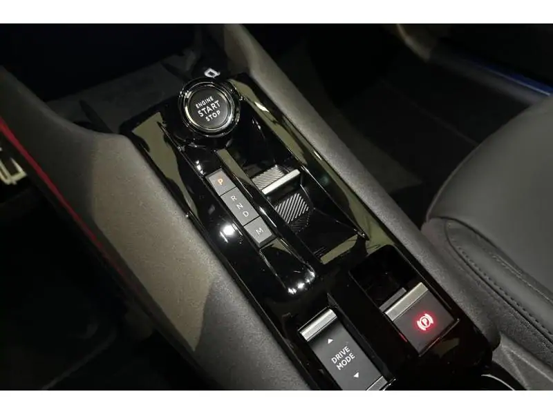 VEHICLE__CONDITION_SERVICE Alfa Romeo Junior Ibrida My25 Speciale 1.2 Hybrid 145 Edct6 BEIGE 16