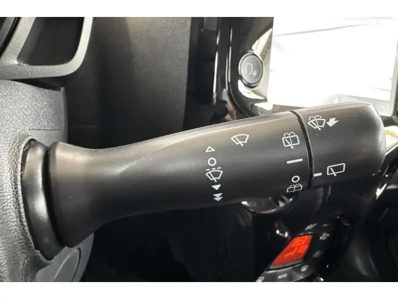 Occasion Citroen C1 SHINE WHITE 23