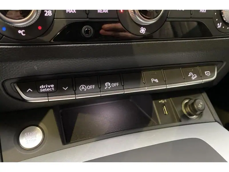 Occasie Audi Q5 Sportback S line BLUE 34