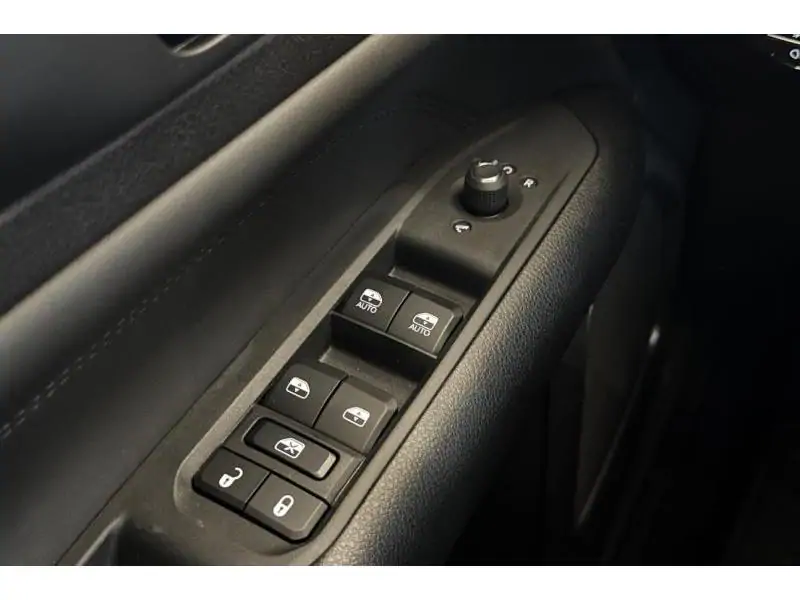VEHICLE__CONDITION_SERVICE Jeep Compass Night Eagle My23 1.3 T4 PHEV 1 WHITE 17