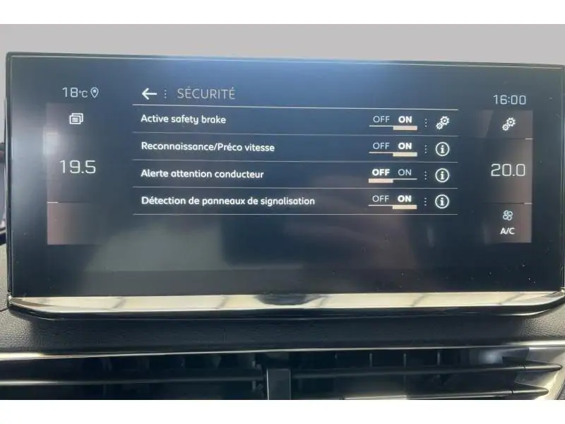 Occasion Peugeot 3008 GT WHITE 20