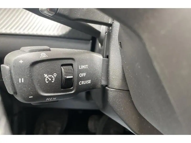 Occasion Peugeot 208 Allure HYBRID BLACK 24