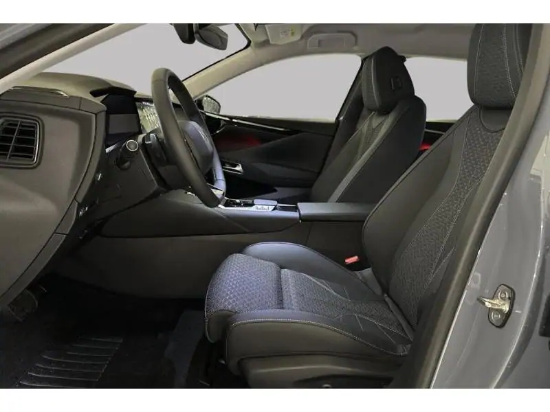 VEHICLE__CONDITION_SERVICE DS Automobiles DS 4 E-TENSE 215 PALLAS GREY 10