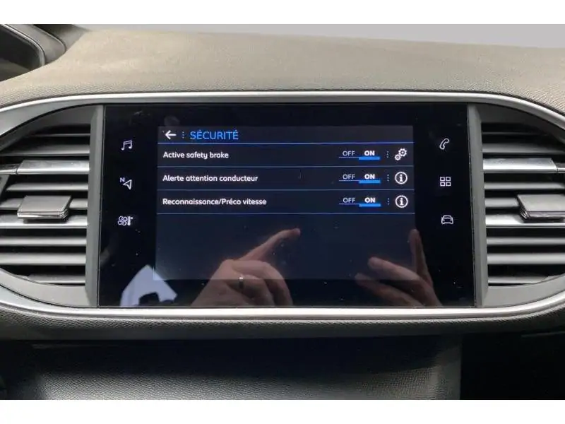 Occasion Peugeot 308 II SW Allure Pack BLUE 29