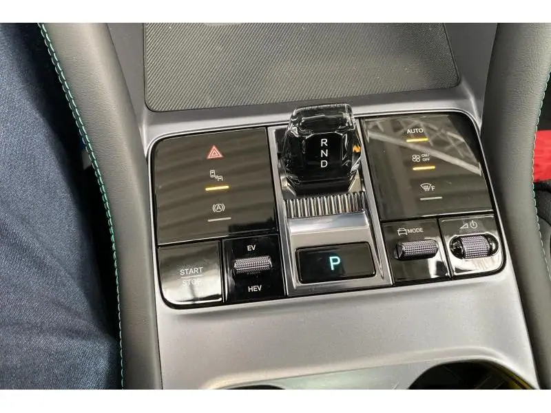 Occasion BYD Seal U DM-I DM-i 218 PHEV BOOST 2WD BLACK 16