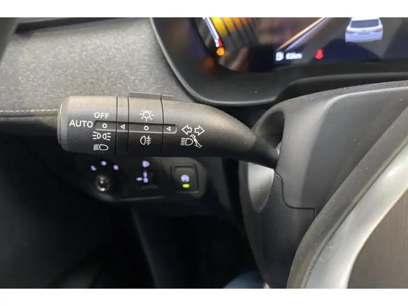 Occasion MG ZS STANDARD 1.5i Camera Carplay/Android GREY 26