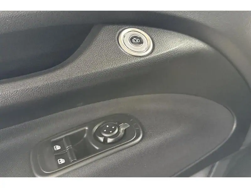 VEHICLE__CONDITION_SERVICE Fiat 500 Hybrid Berline 500Hybrid Torino BLACK 17