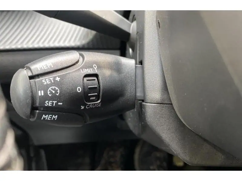 Occasion Peugeot 2008 II Allure RED 24