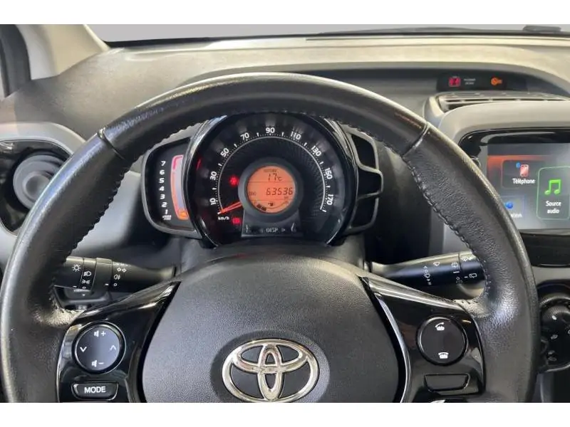 Occasion Toyota Aygo Berline MANUAL WHITE 12