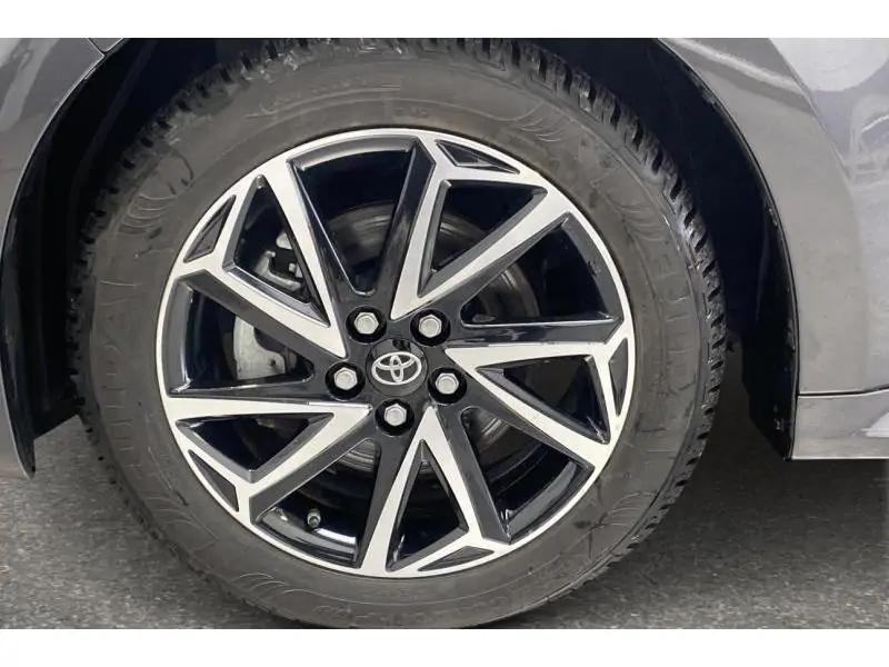 Occasion Toyota Yaris IV GREY 21