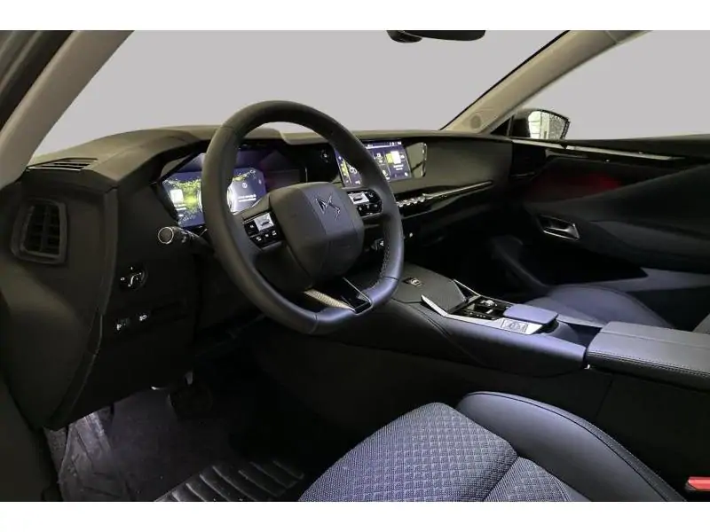 VEHICLE__CONDITION_SERVICE DS Automobiles DS 4 E-TENSE 215 PALLAS GREY 9