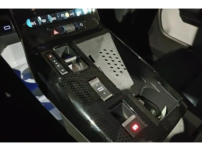 VEHICLE__CONDITION_SERVICE Citroen C5 Aircross Hybrid 145 ch Automatic MAX WHITE 16