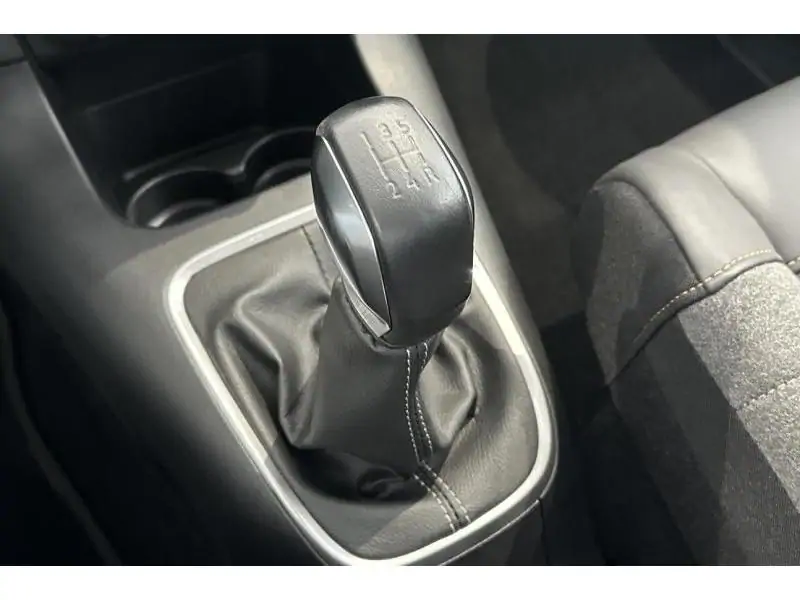 Occasion Citroen C3 Shine - Camera - Carplay - GPS GREY 23