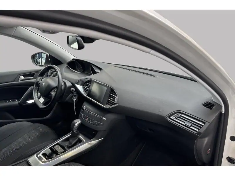 Occasion Peugeot 308 allure WHITE 2