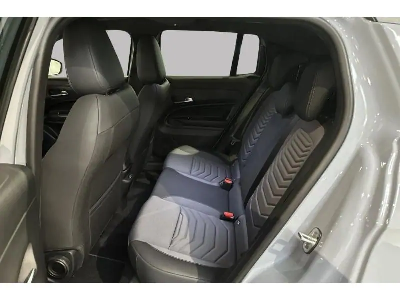 Démo Jeep Avenger E-Hybrid 4x2Altitude 1,2l 110hp E-Dct6 GREY 18