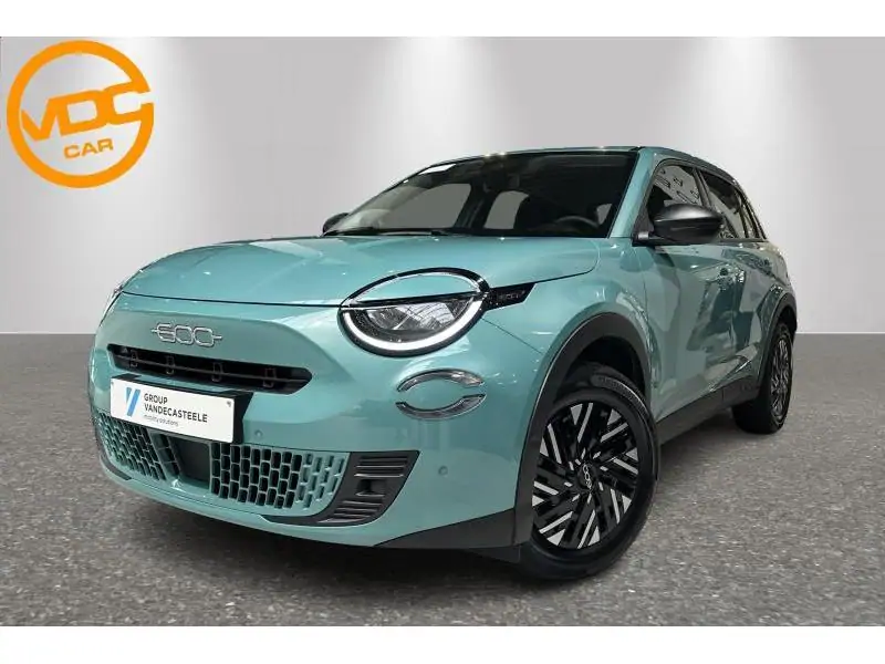 Occasion Fiat 600 Hybrid BLUE 1