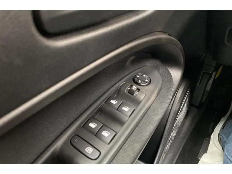 Occasion Fiat 600 Hybrid BLUE 17