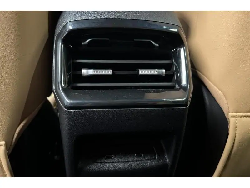 VEHICLE__CONDITION_SERVICE MG HS HEV LUXURY BLACK 31