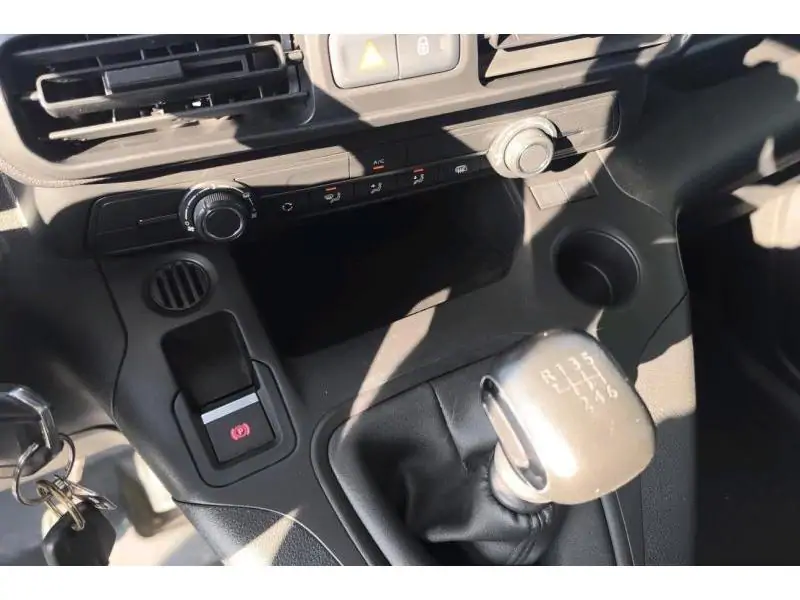 Occasion Peugeot Partner Premium 3pl GPS GREY 16