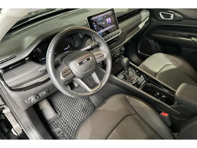 VEHICLE__CONDITION_SERVICE Jeep Compass E-Hybrid  Altitude Full Option BLACK 9