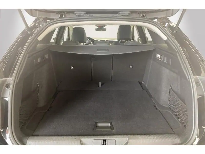 Occasion Peugeot 308 III and e- Allure BLACK 19