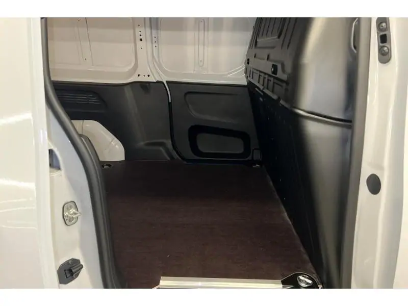 Démo Peugeot Partner Long Heavy 1.5 BlueHDi 130 S&S EAT8 WHITE 18