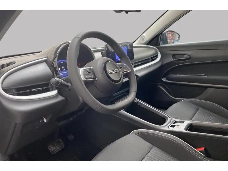 VEHICLE__CONDITION_SERVICE Fiat 600 My24 Hybrid 100cv BLACK 9
