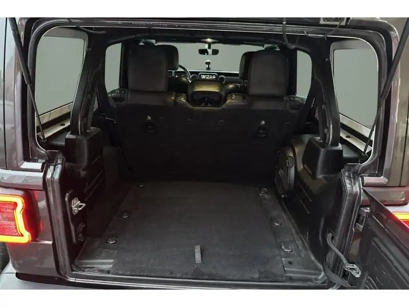 Occasion Jeep Wrangler SAHARA UNLIMITED GREY 19