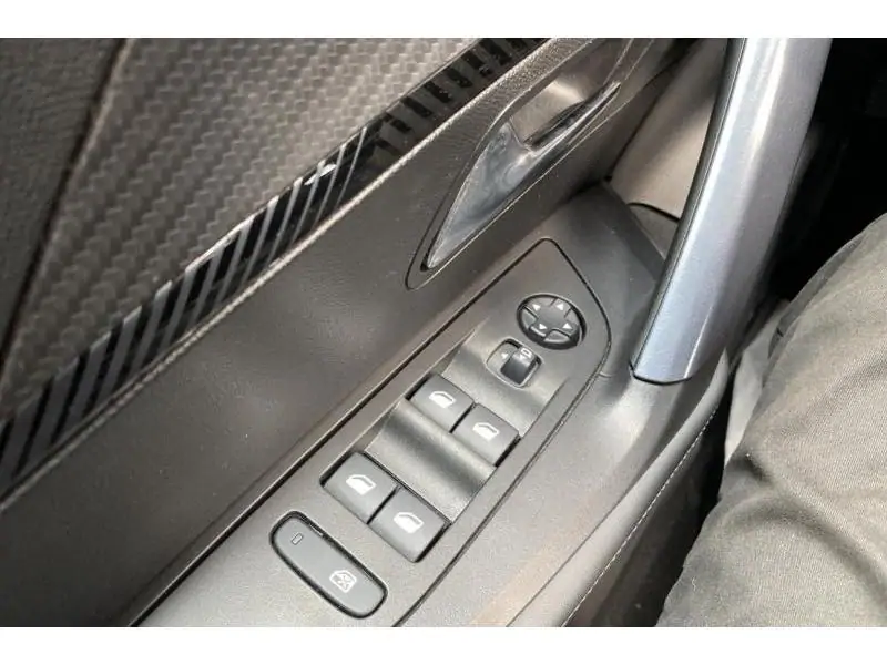 Occasion Peugeot 2008 II Allure RED 17