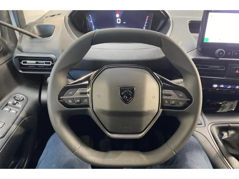 VEHICLE__CONDITION_SERVICE Peugeot Partner ST LIGHT WHITE 12