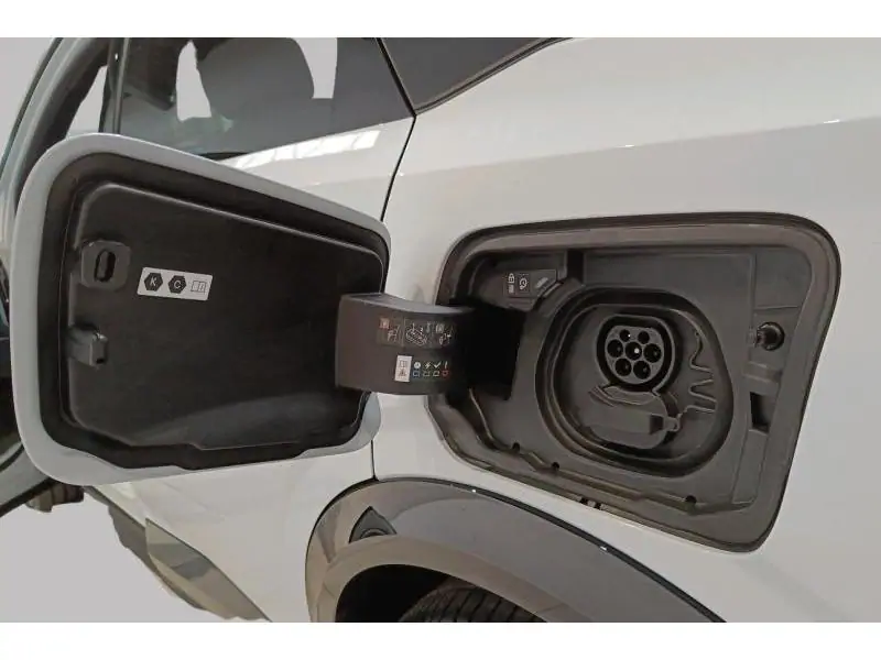 Occasion Peugeot 3008 GT 210 WHITE 21