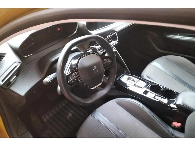 Occasion Peugeot 208 Allure EAT8 YELLOW 9