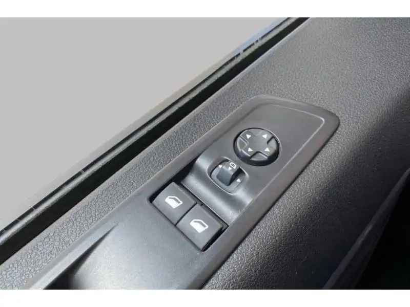 Occasion Peugeot Traveller IV Business GREY 17