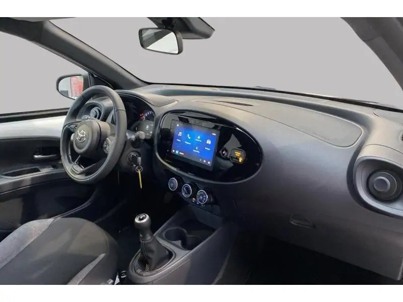 Occasion Toyota Aygo X BUSINESS EDITION WHITE 2