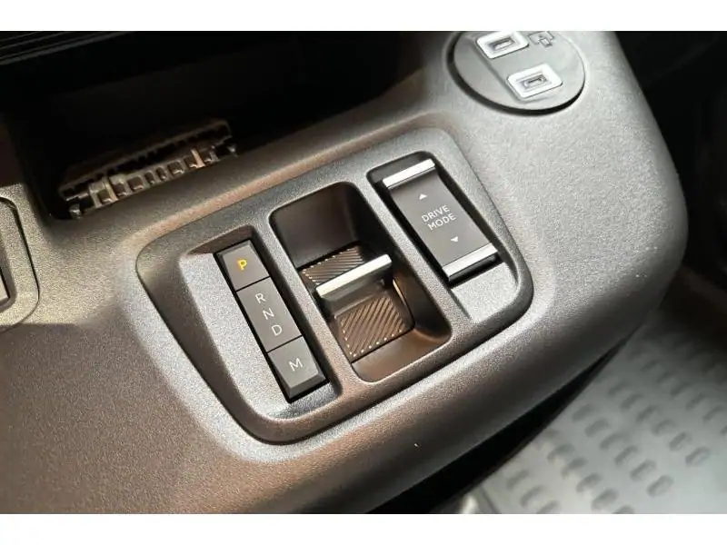 VEHICLE__CONDITION_SERVICE Peugeot Partner Light Full Option 3pl BLACK 16