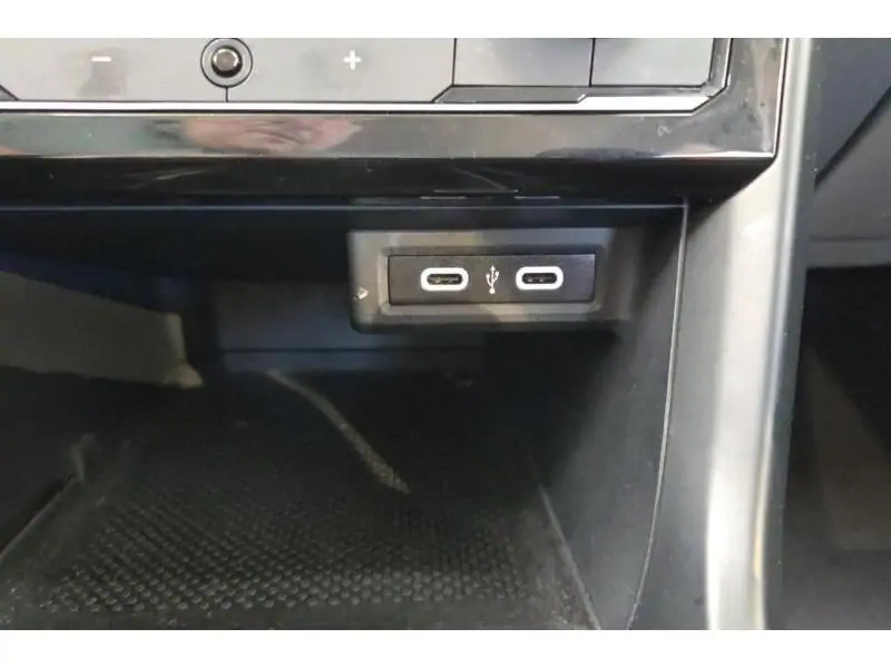 Occasion Volkswagen T-Cross Limited BLACK 29