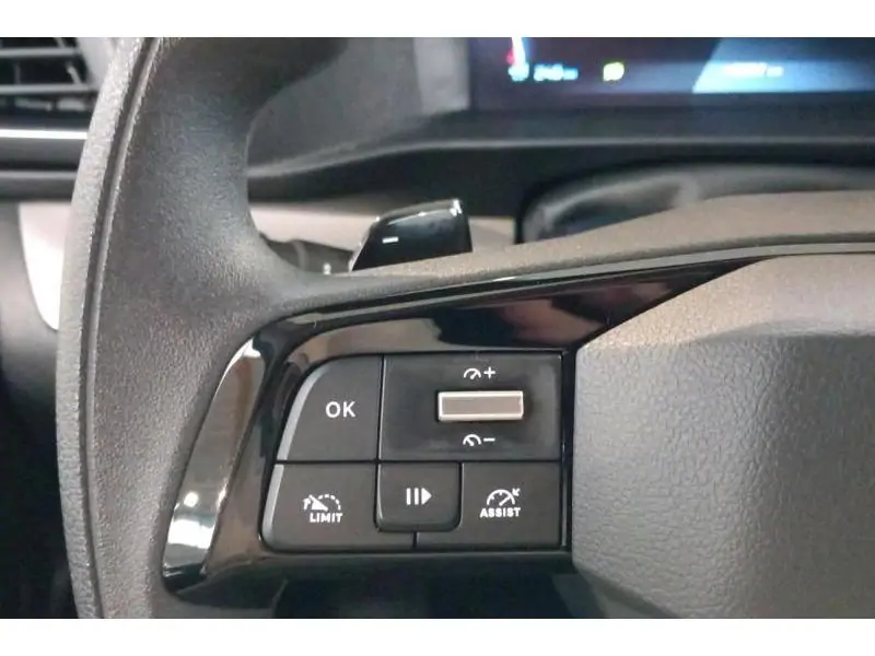 Occasion Peugeot Traveller 8 places GREEN 23