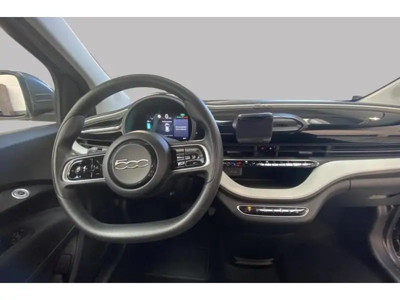 Occasion Fiat 500e B/T - Airco - Lane assist GREY 11