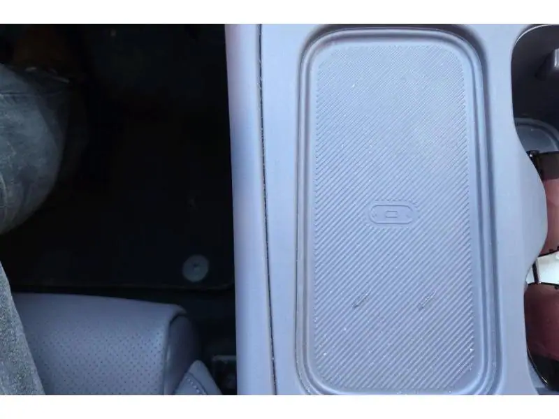 VEHICLE__CONDITION_SERVICE Leapmotor C10 DESIGN BEIGE 29