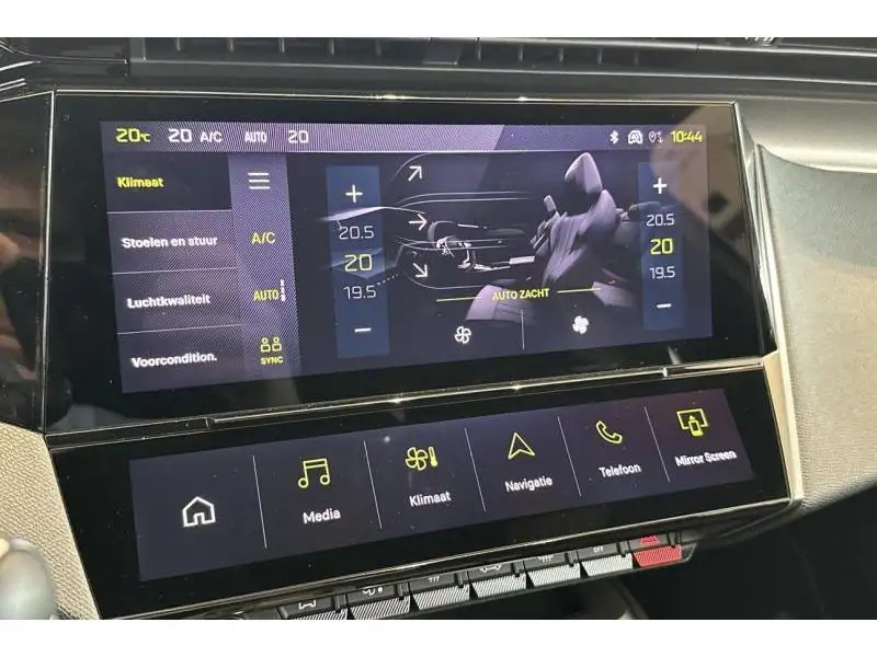 VEHICLE__CONDITION_SERVICE Peugeot 308 GT 1.6 Plug-in Hybrid 180 pk WHITE 15