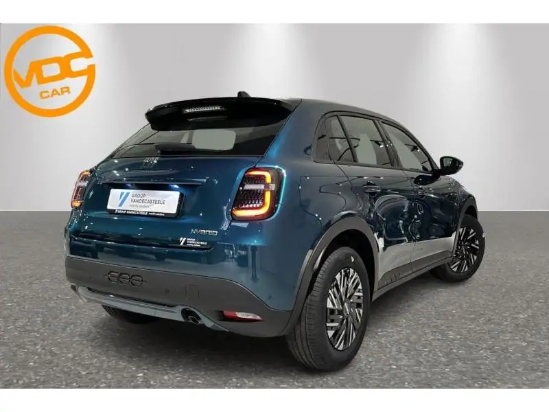 VEHICLE__CONDITION_SERVICE Fiat 600 Hybrid 110pk POP GREEN 3