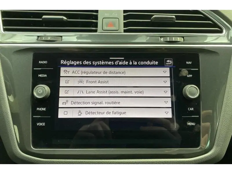 Occasion Volkswagen Tiguan Life* GPS Détecteurs arr. Jantes Alu WHITE 31