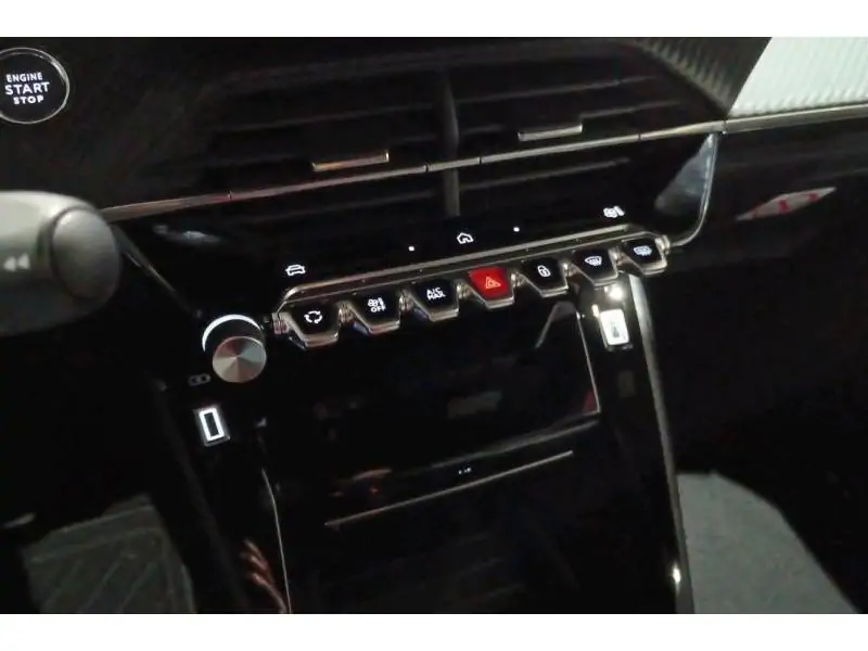 VEHICLE__CONDITION_SERVICE Peugeot 2008 ALLURE HYBRID BLACK 15