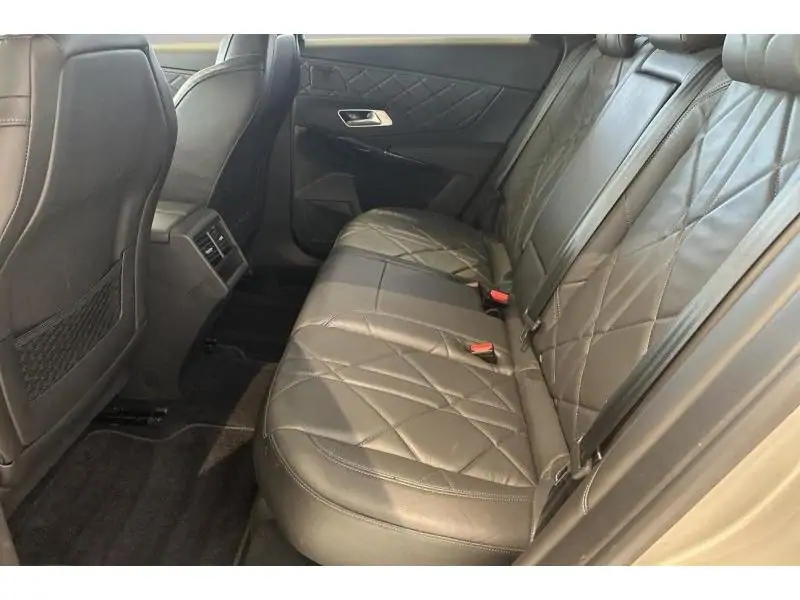 Occasion DS Automobiles DS 7 RIVOLI 1.5 Blue HDI 130 AUTOMA CHAMPAGNE 18