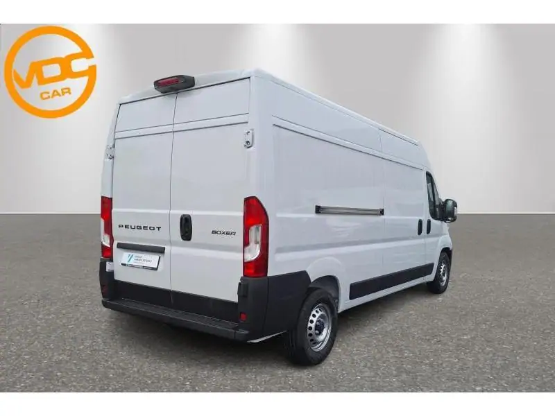 VEHICLE__CONDITION_SERVICE Peugeot Boxer 435 L3H2 140 3T trekvermogen WHITE 3