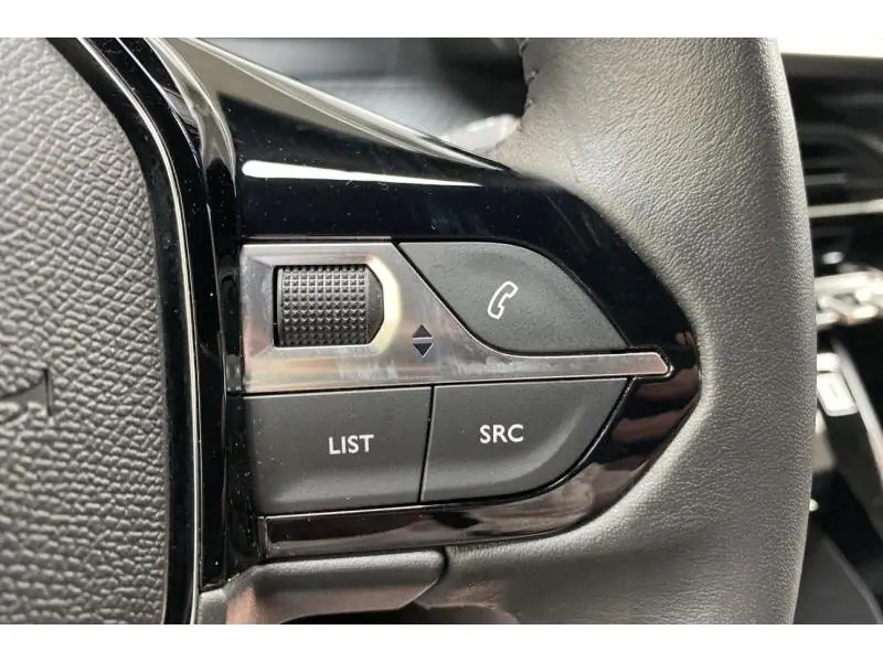 Occasion Peugeot 2008 Allure BLACK 22