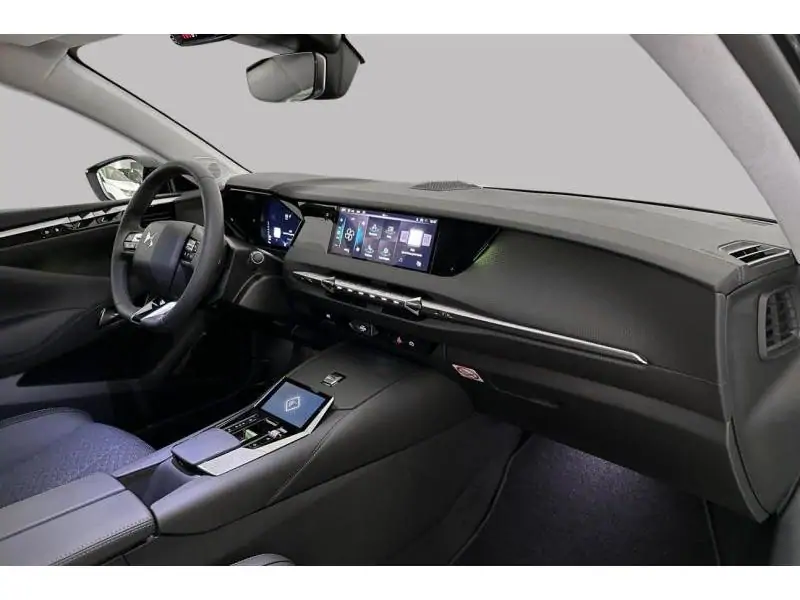 Occasion DS Automobiles DS 4 TROCADERO BlueHDi 130 Automati BLACK 2