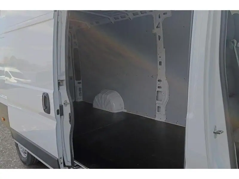 Occasion Peugeot Boxer 435 L4H2 WHITE 18